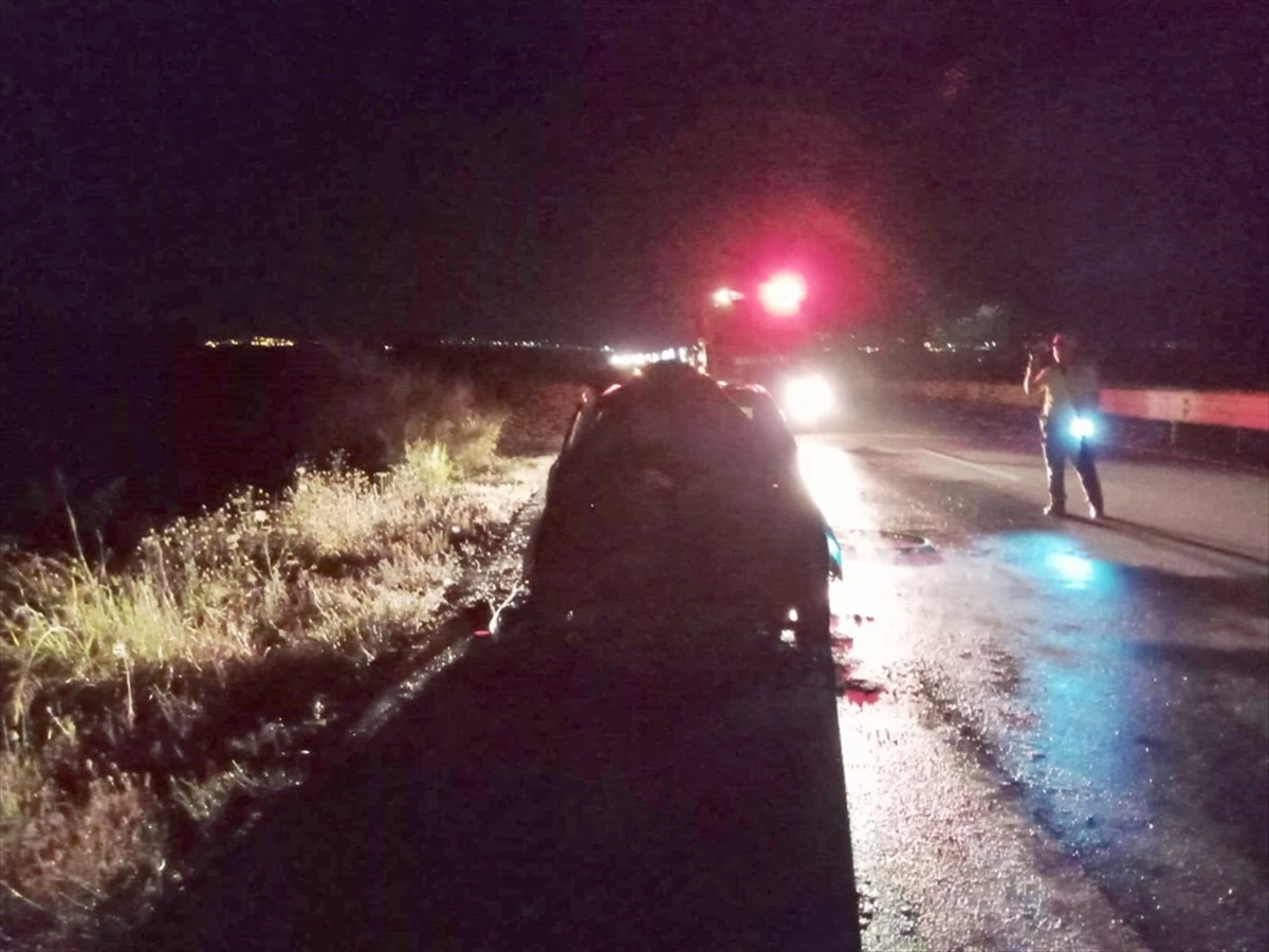 Çanakkale’de seyir halindeki otomobil yandı