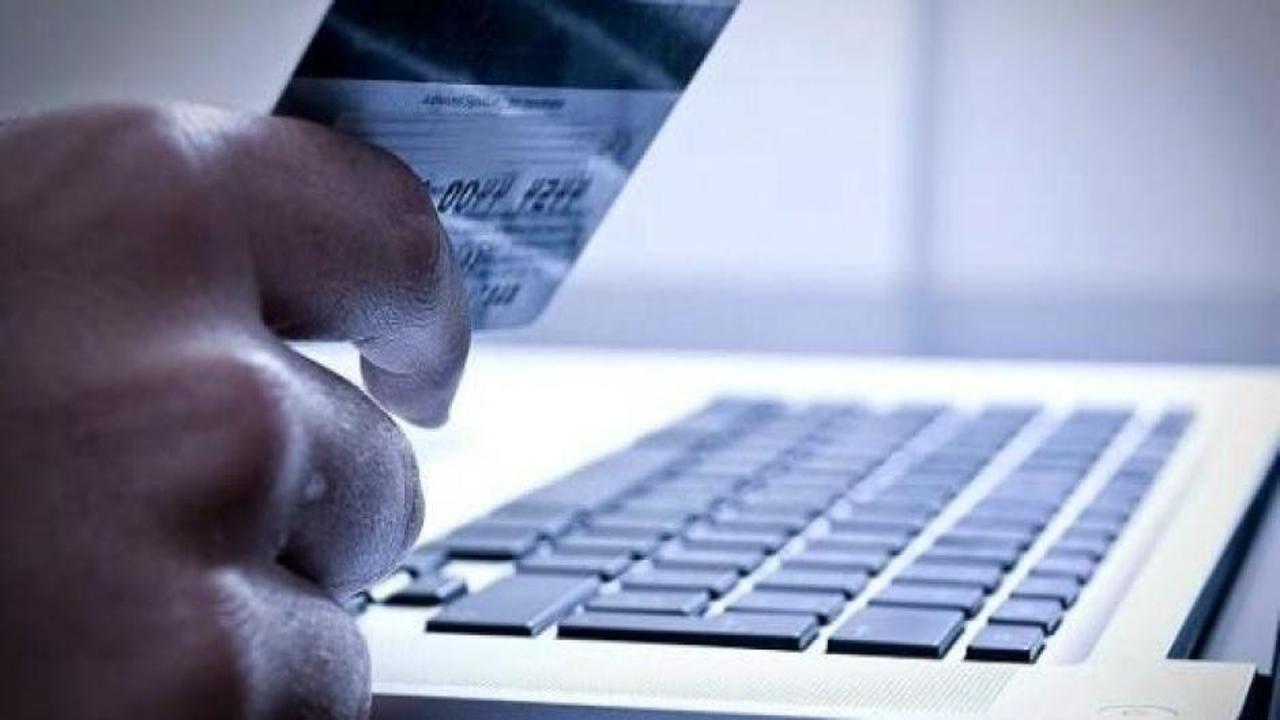 Kredi kartı faizleri yükseltildi