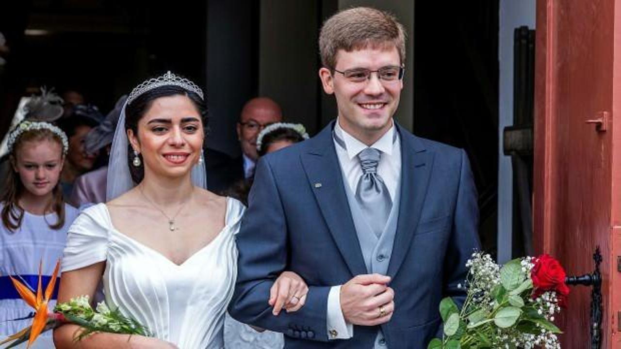 Mersin’den kraliyet ailesine gelin gitmişti:  Güzel haberi duyurdular