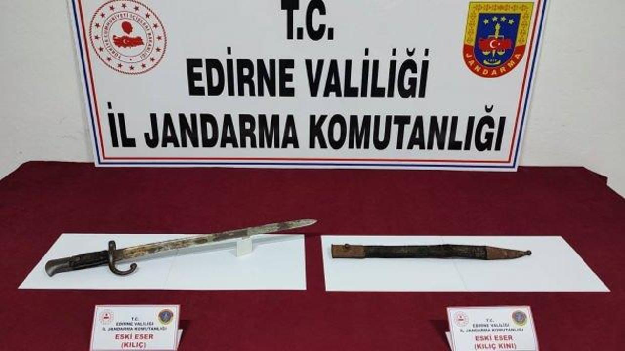 Edirne’de tarihi eser operasyonu: Üzerinden kılıç ve kını çıktı!