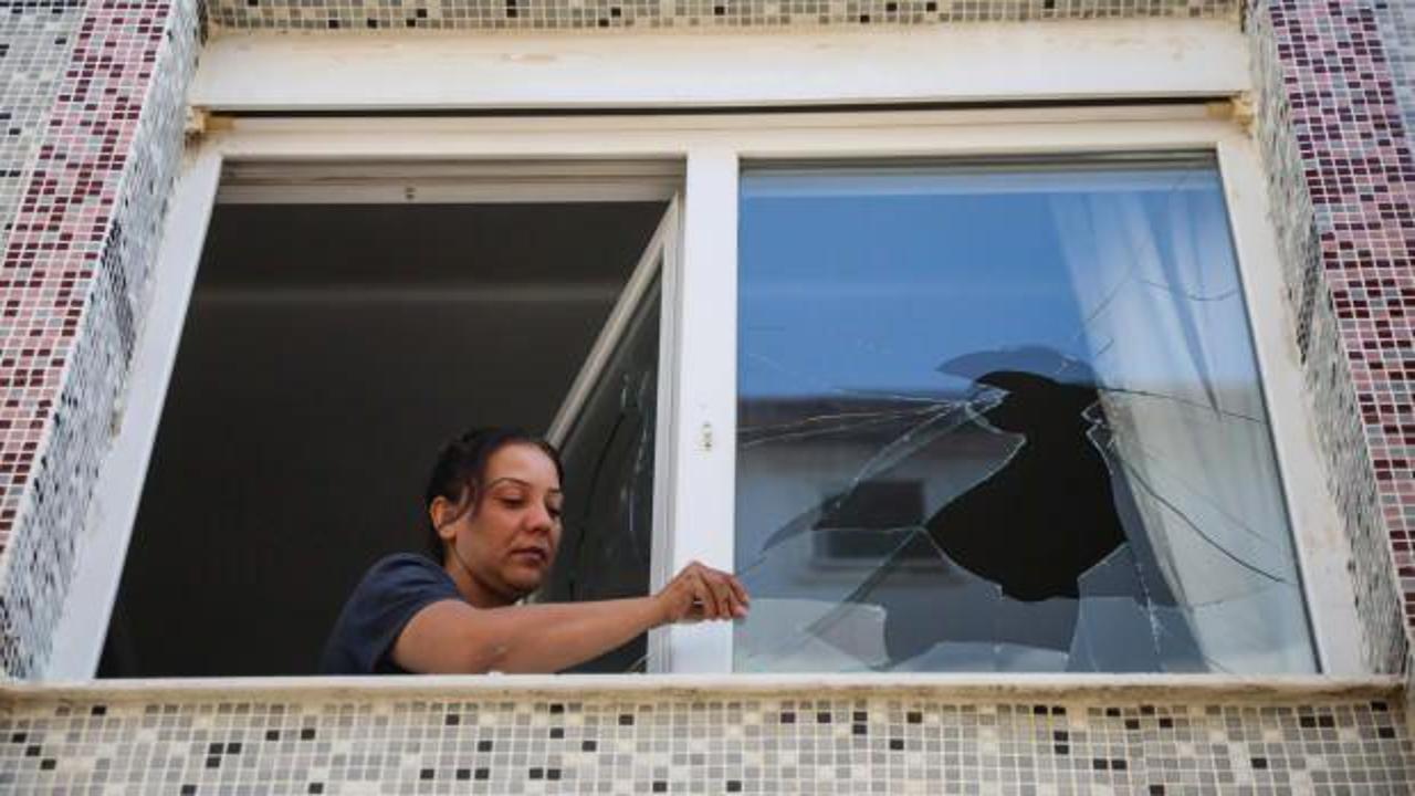 Engelli oğlu ile yaşayan kiracısını tahliye etmek istedi: Camlarını kırdı
