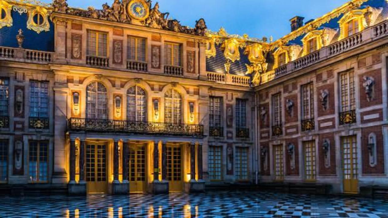 Fransa’da Versailles Sarayı’nda bomba ihbarı