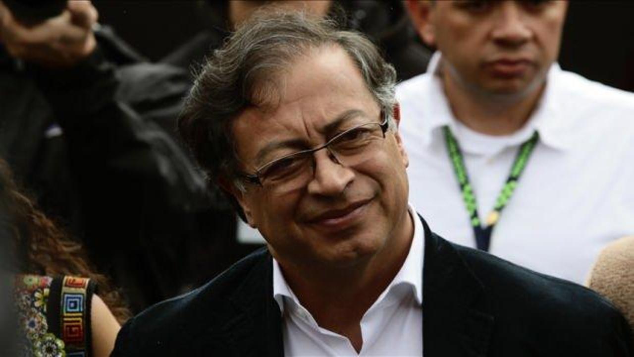 Kolombiya Cumhurbaşkanı Petro, “İsrail ile dış ilişkileri askıya aldığını” duyurdu