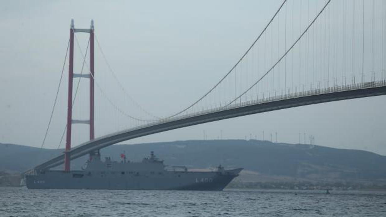 TCG Anadolu, Çanakkale Boğazı’ndan geçti