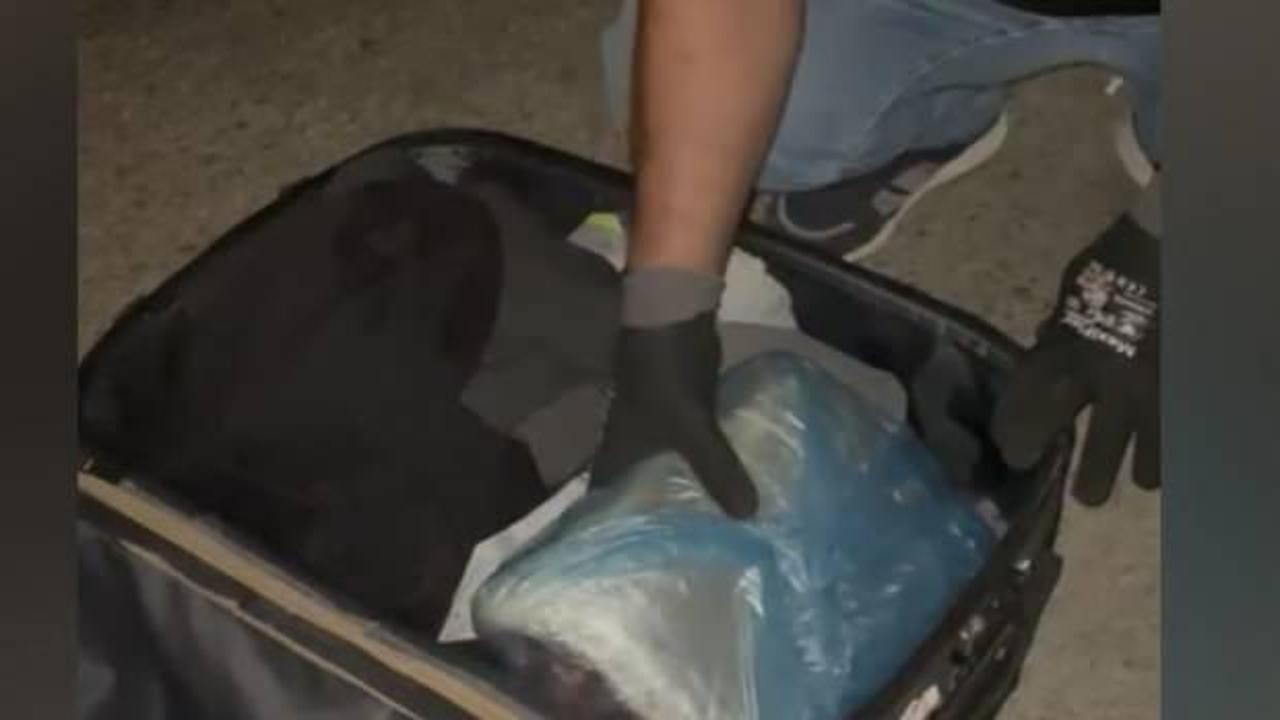 Yolcu otobüsünde uyuşturucu ele geçirildi: Tam 2 kilo 600 gram!