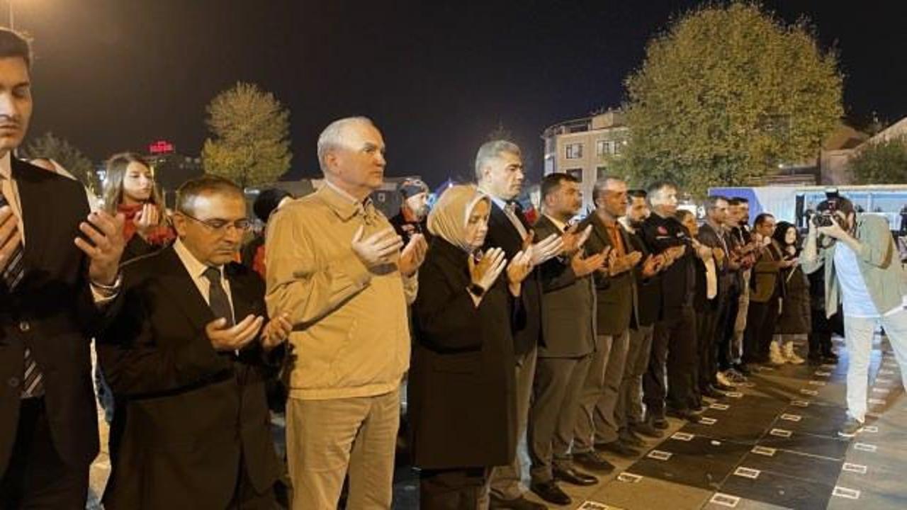 Düzce’de 12 Kasım 1999 depreminin 24. yılında anma programı düzenlendi