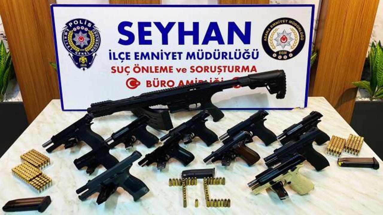 Akaryakıt istasyonunda cephanelik çıktı!