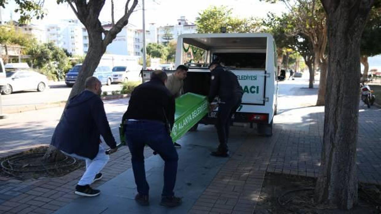 Alanya sahilinde ceset bulundu