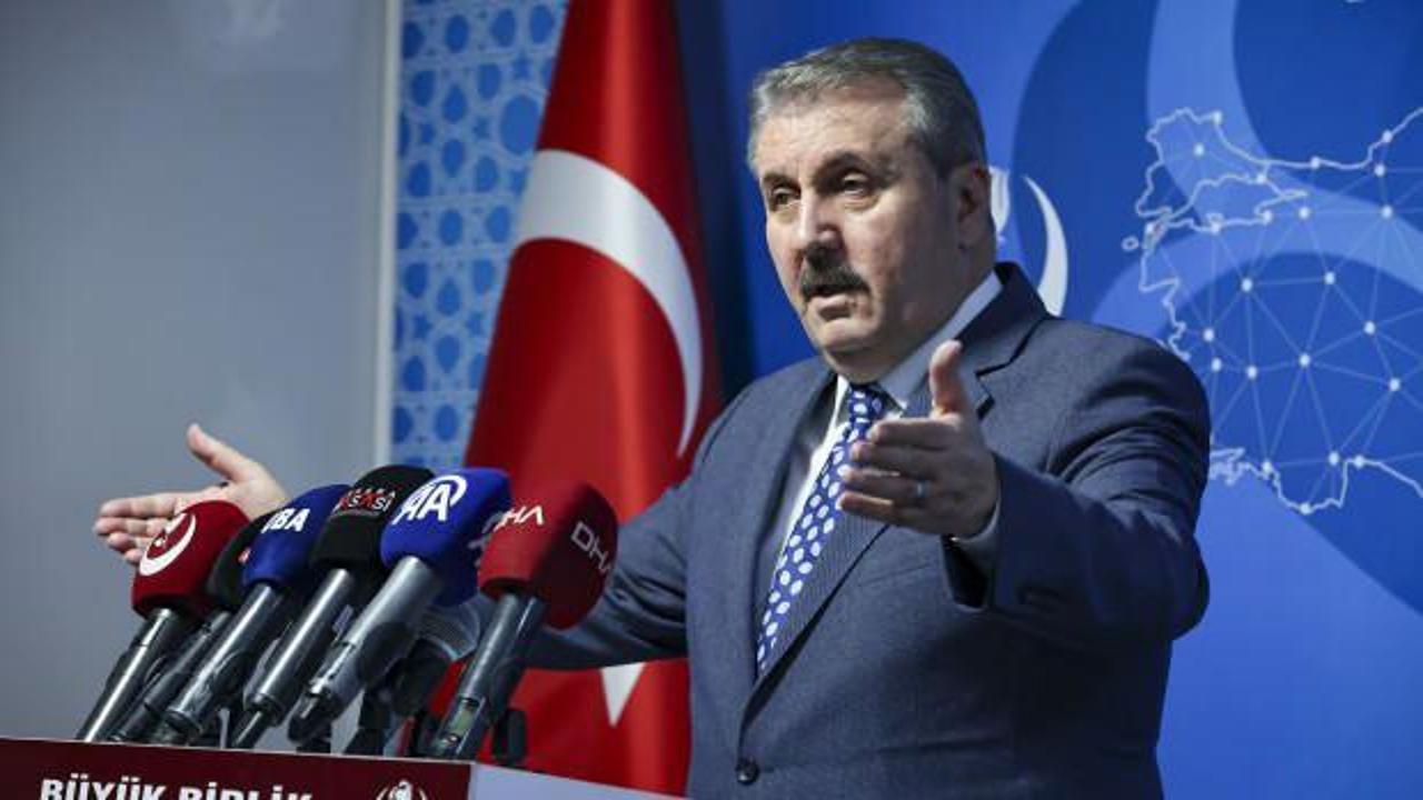 Destici’den öğretmenlere bir maaş ikramiye teklifi