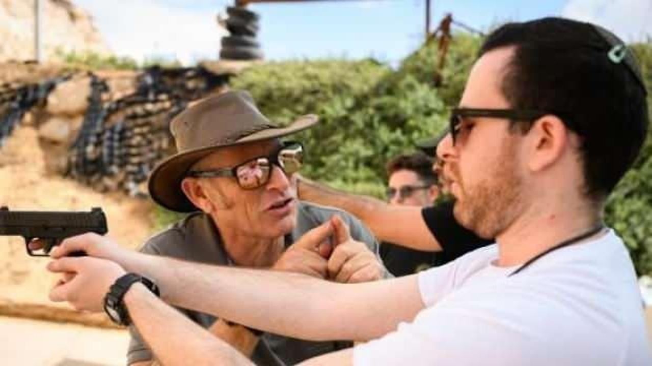 İsrail’de 120 bin sivil silahlanıyor