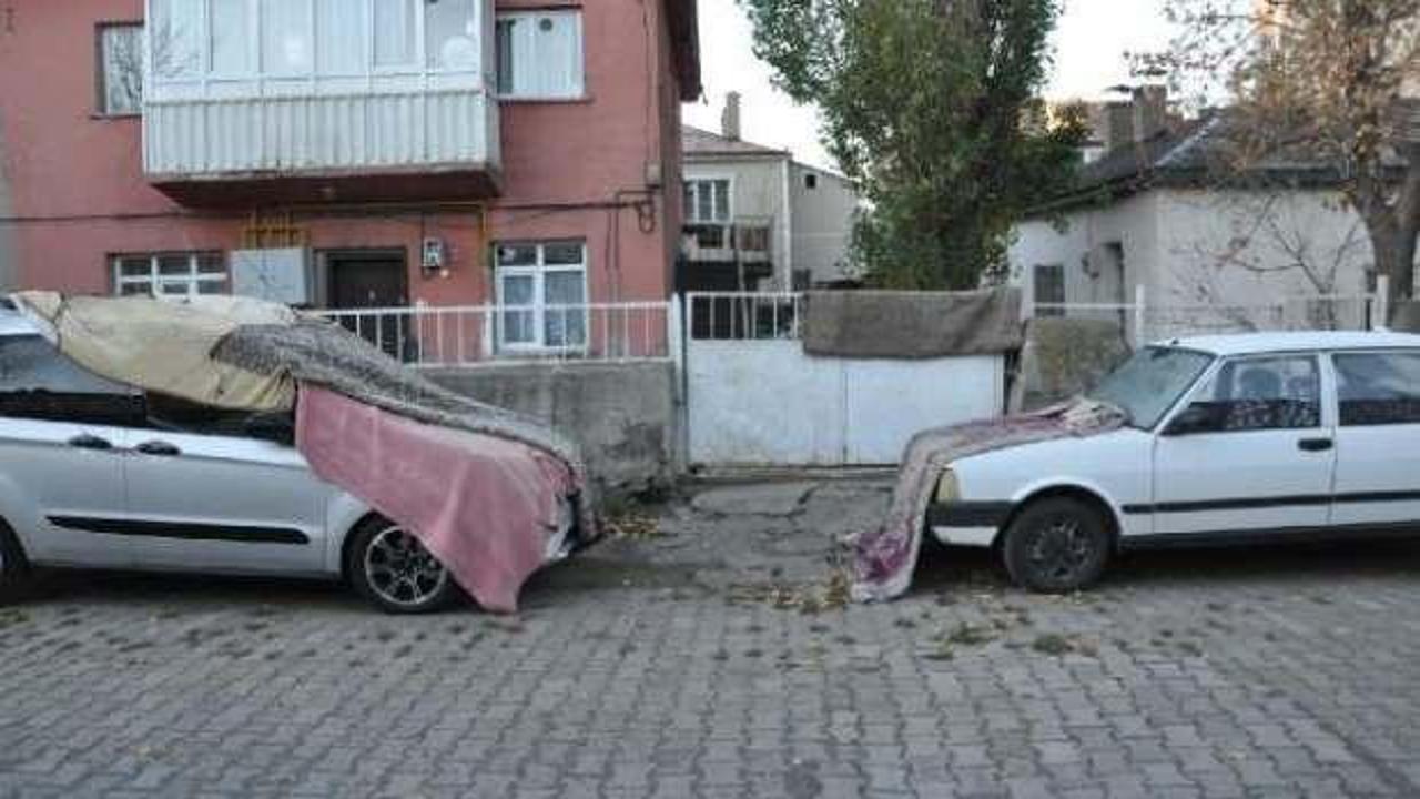 Kars’ta sıcaklık eksi 6 dereceye düştü; araçlar için battaniyeli önlem