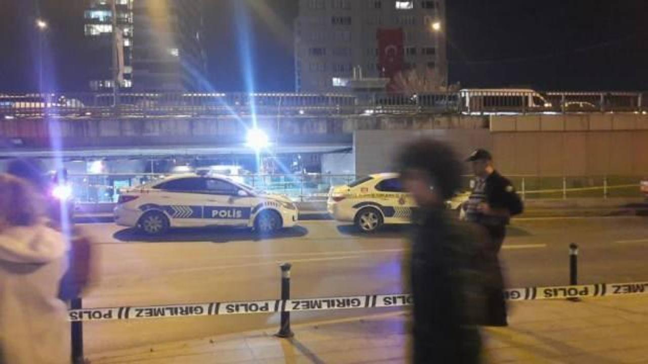 Mecidiyeköy metrobüs durağında şüpheli paket alarmı