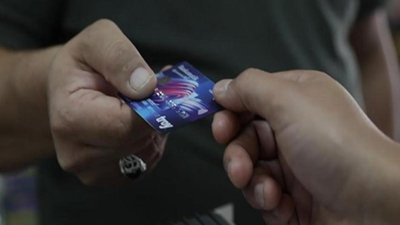 HAK-İŞ’ten üyelerine ‘TROY kart’ çağrısı