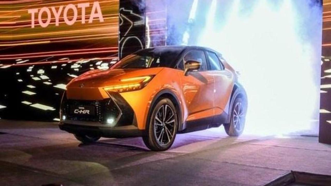 Toyota’dan “Yılın Son Çılgın Kampanyası” geldi
