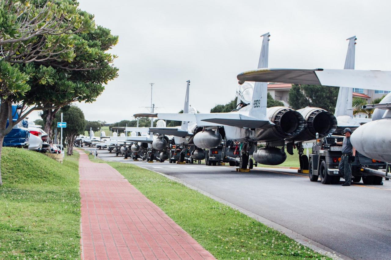 Tsunami korkuttu: Japonya'da F-15 alarmı!