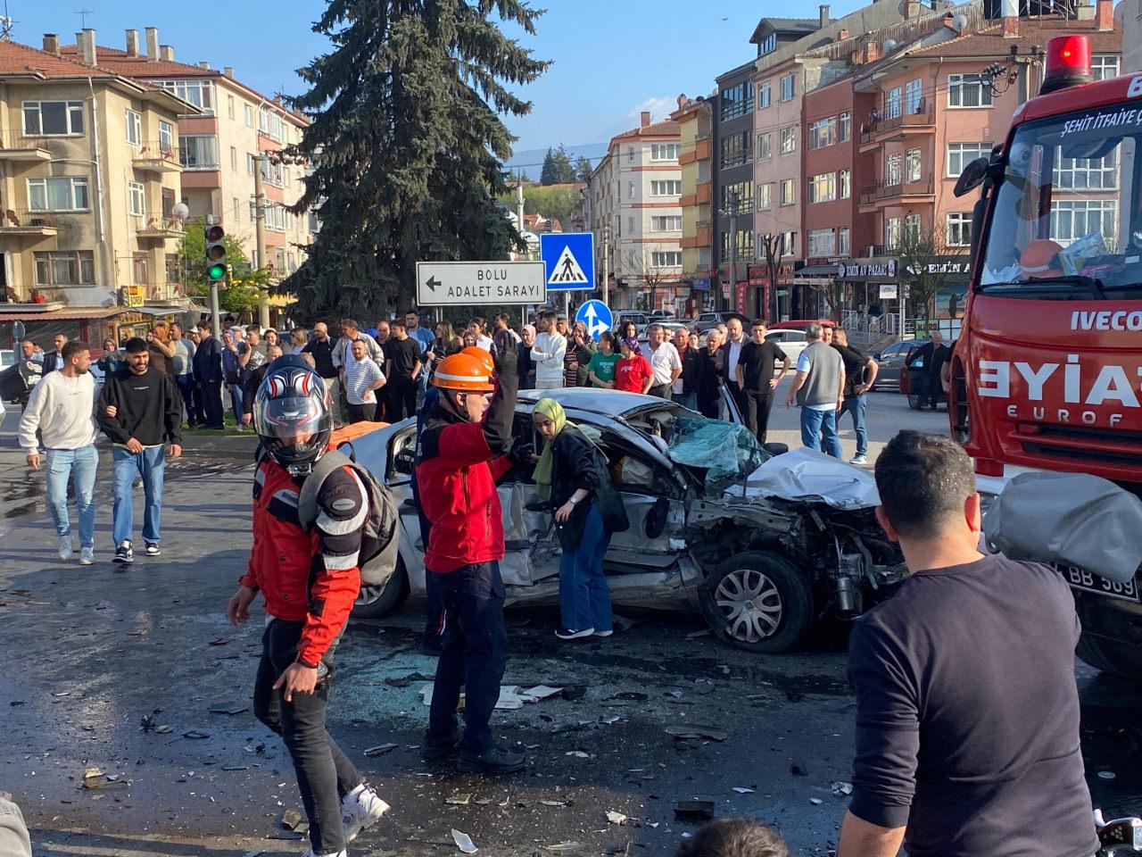 Bolu'da feci kaza: 2 kişi hayatını kaybetti