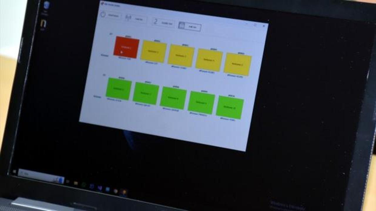 Çöp konteynerindeki doluluğu ve gaz değerlerini ölçen cihaz tasarladılar