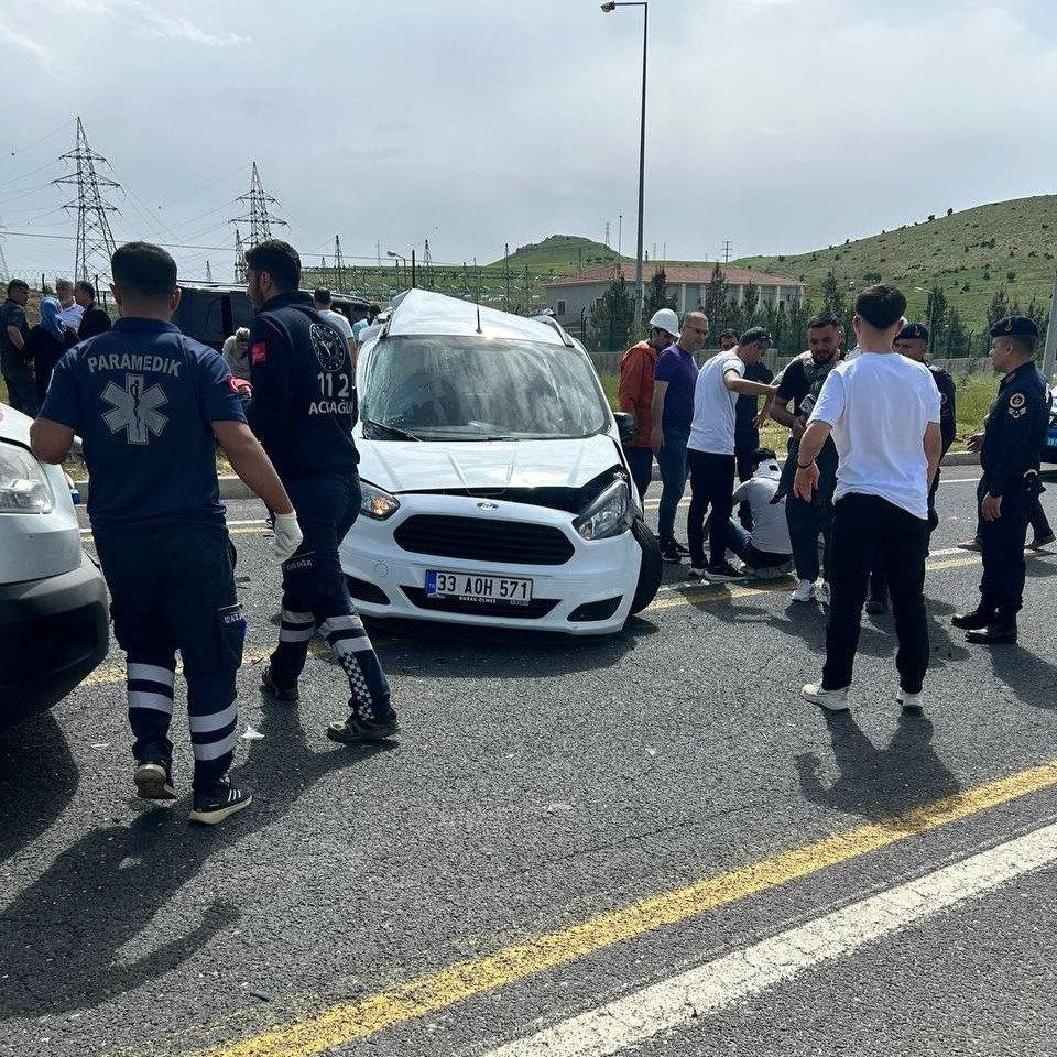 Mardin'de trafik kazası: 11 yaralı