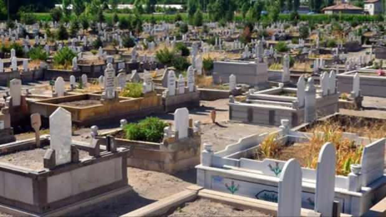 Mezarlıkta ot yakma cinayeti!