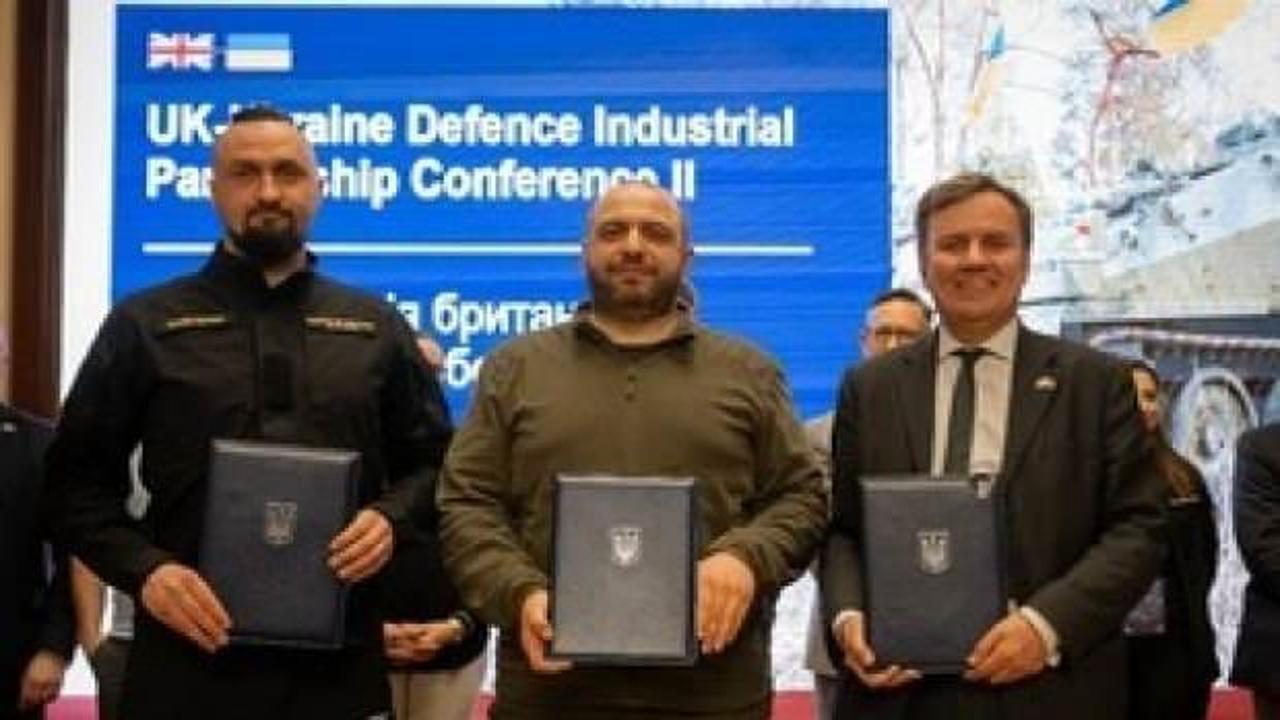 İngiltere ile Ukrayna arasında geniş çaplı savunma ve ticaret anlaşması imzalandı