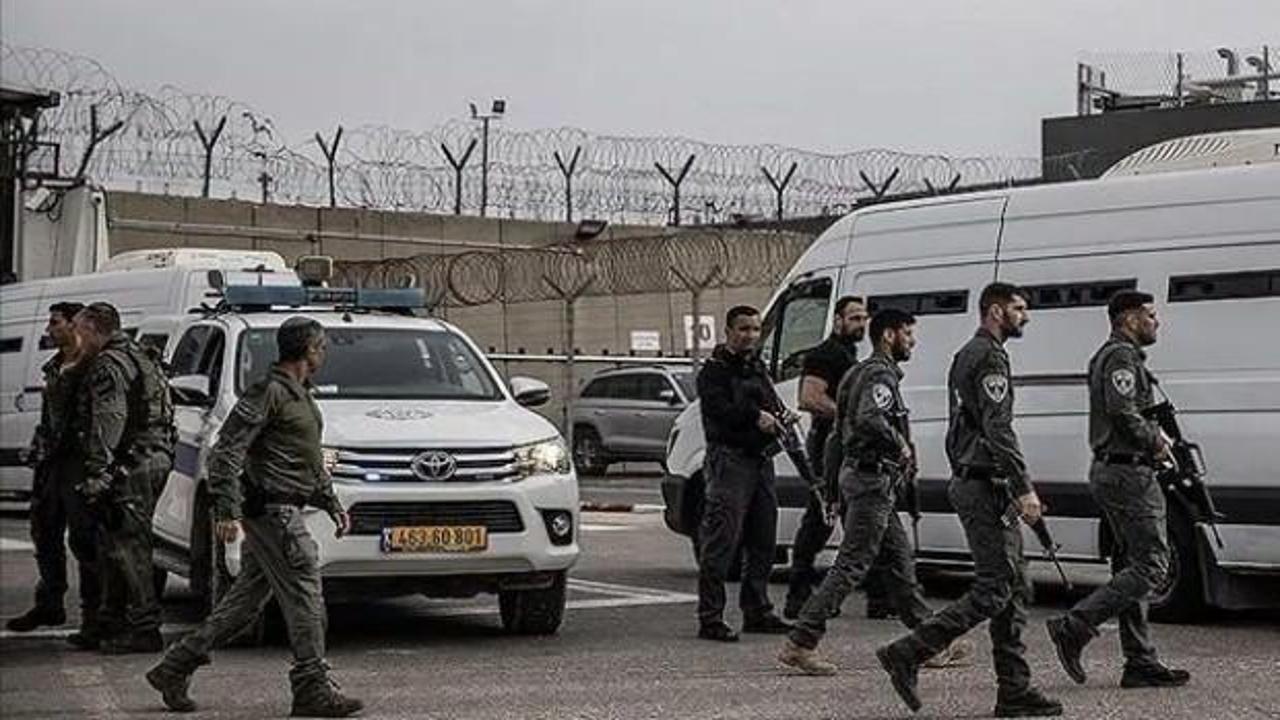 İsrail 150 Filistinliyi serbest bıraktı