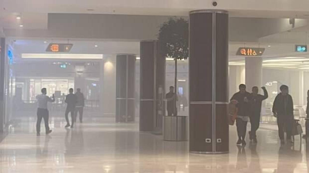 İstinye’de AVM’de yangın! Bir anda dumanlar kapladı
