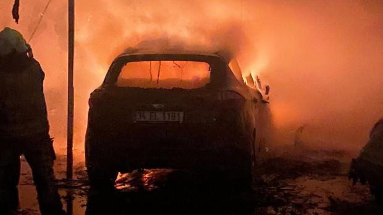 Kadıköy’de bir apartmanın otoparkında yangın çıktı