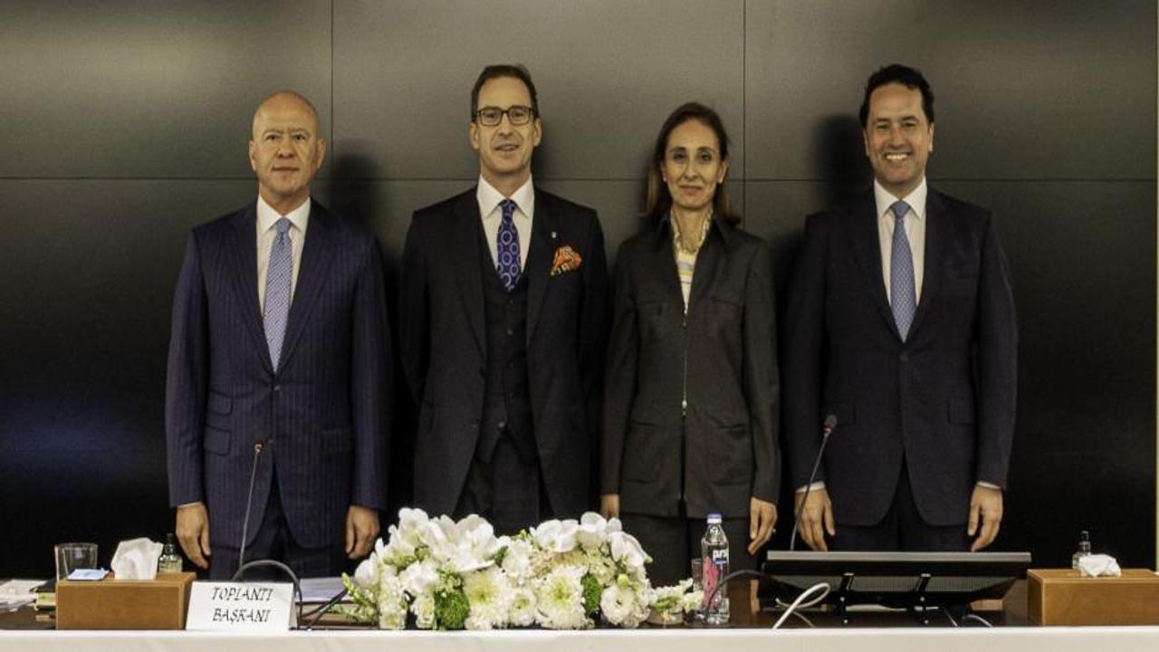 Koç Holding’ten ‘Memleketimize üveniyoruz’ mesajı