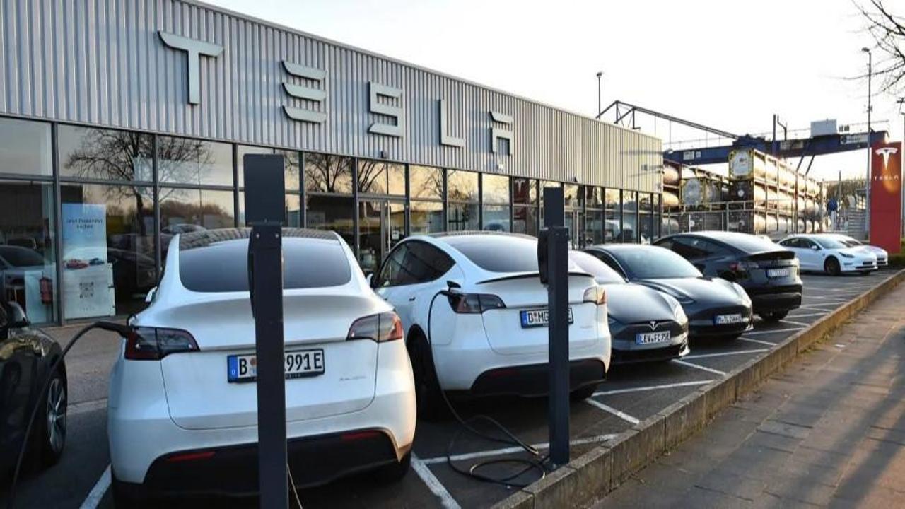Tesla’da teslimatlar beklentilerin altında