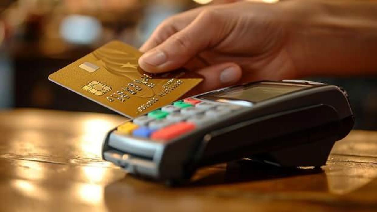 323 bin kişi kredi kartında takibe düştü