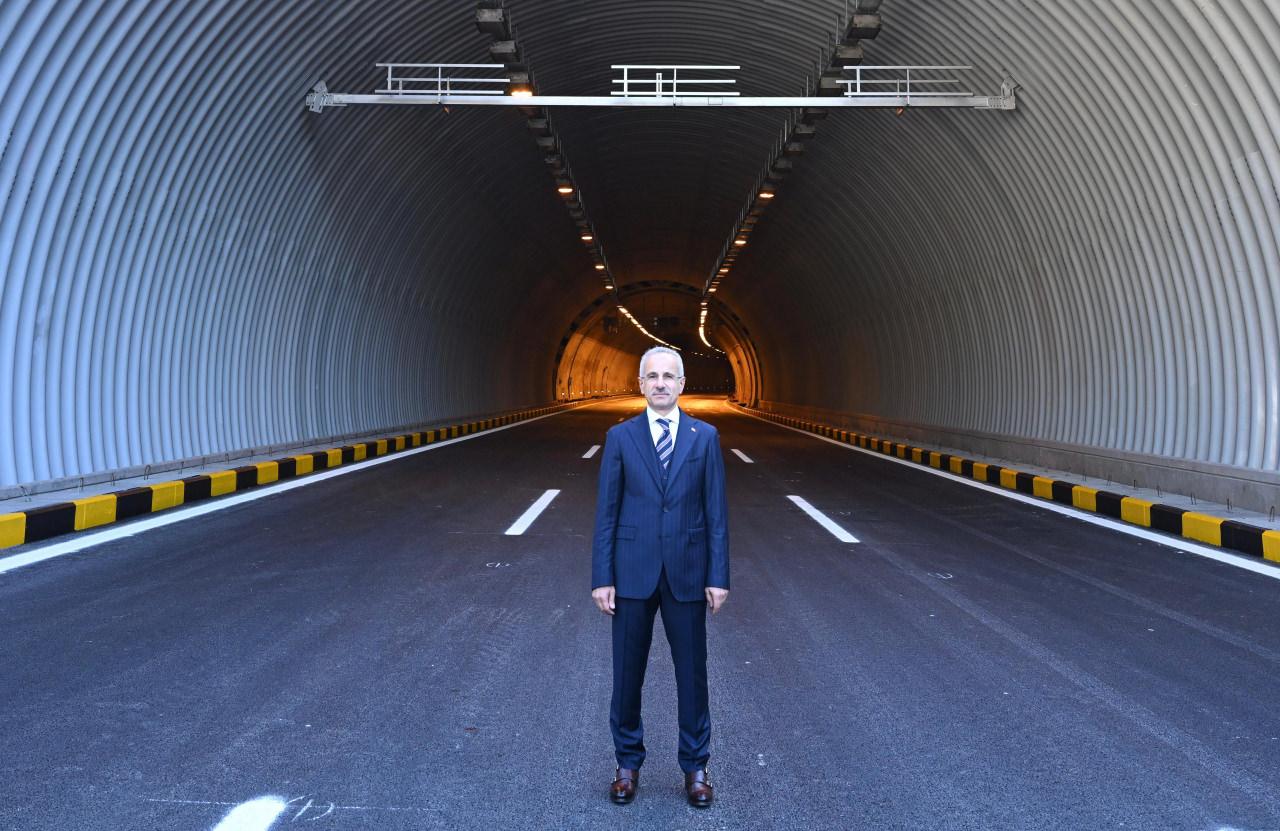 Bakan Uraloğlu açıkladı: Bolu Dağı tüneli 67 metre uzatılacak