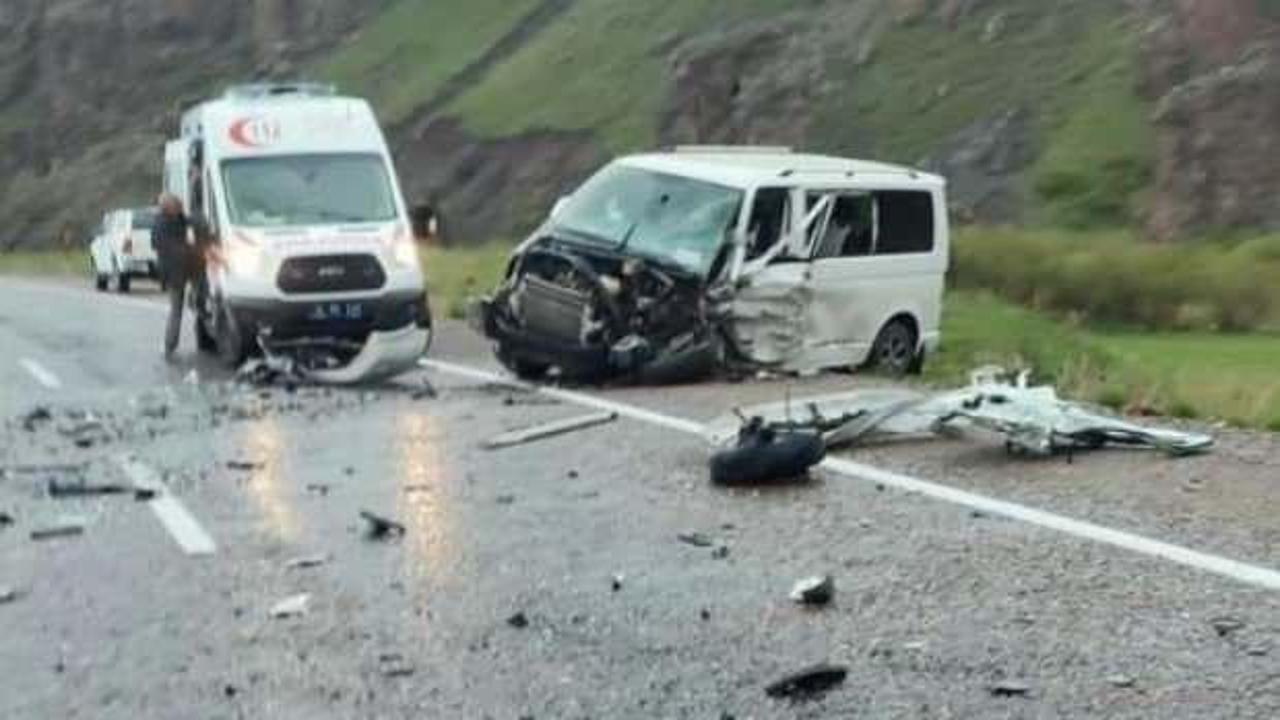 Ağrı’da korkunç kaza: 2 ölü, 5 yaralı