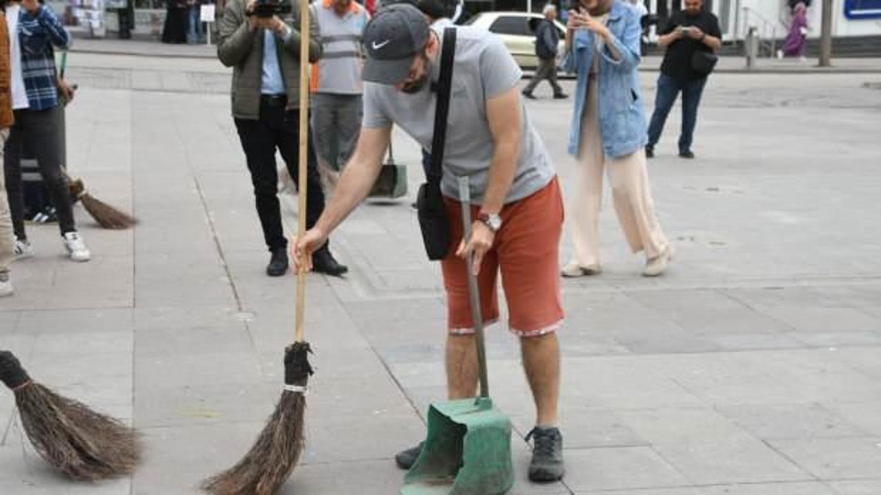 Aksaray’da ‘1 Mayıs’ sosyal deneyi: Ellerine süpürge alıp temizlik yaptılar