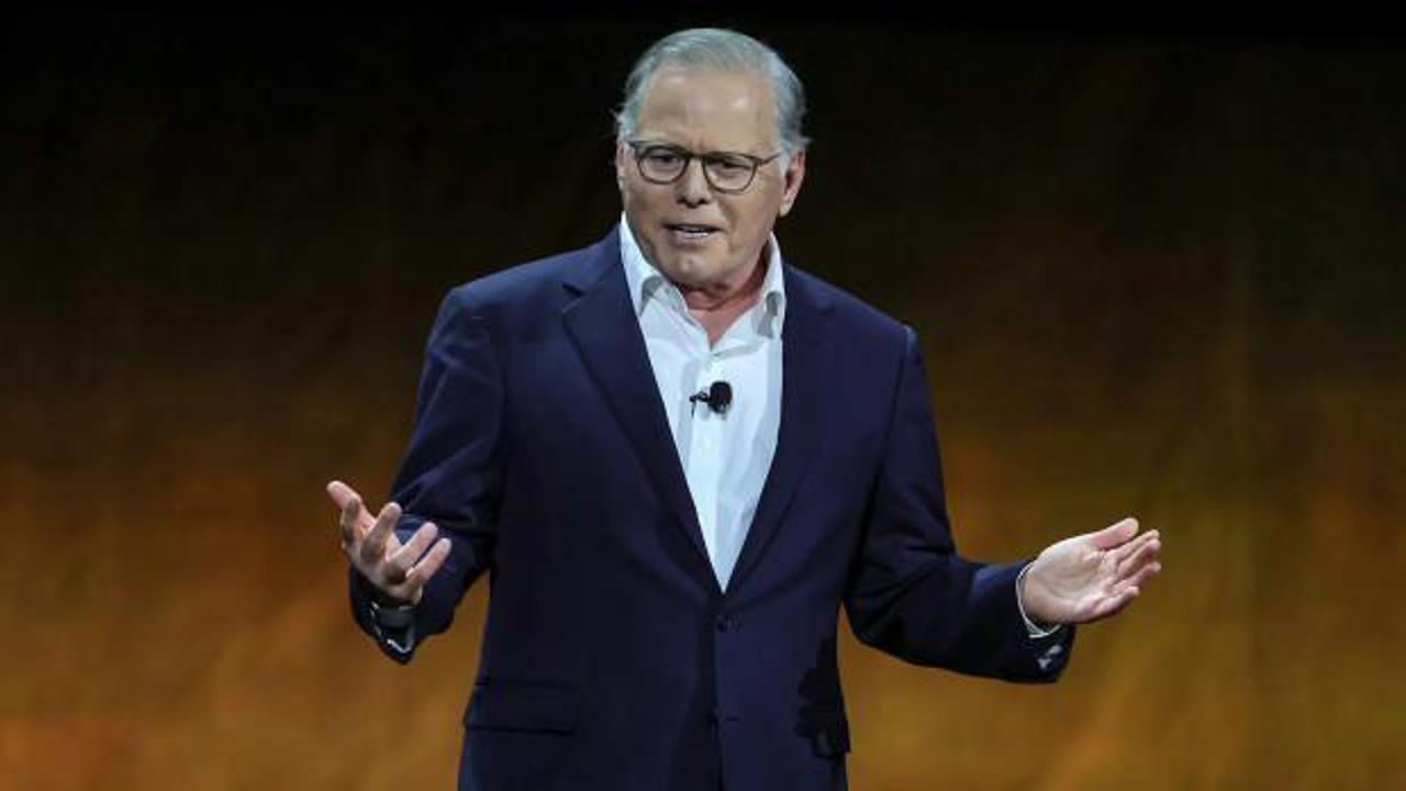 Blu Tv’nin sahibinden skandal sözler: İsrail katliamını böyle meşrulaştırdı!