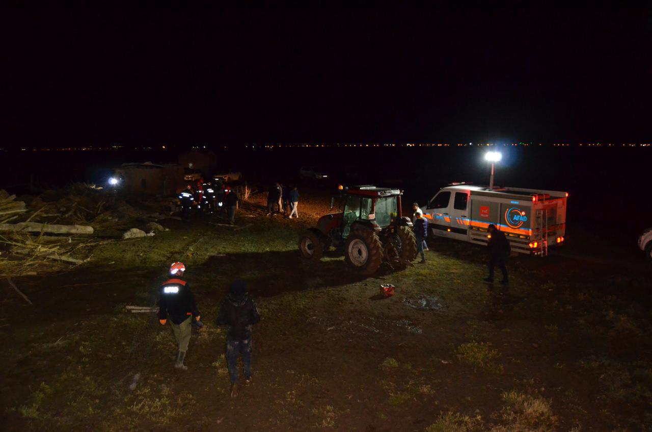 Aksaray'da kerpiçten yapılan ağıl çöktü: 50 hayvan öldü