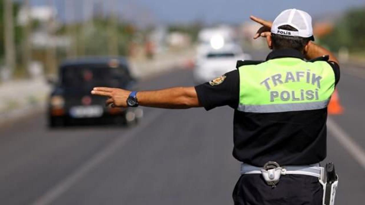 Yolcu otobüsünde kaçak sigara ele geçirildi