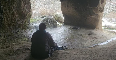 Hacı Ahmet Ünlü'nün Büyüleyici Kanyonlar ve Antik Kaya Mezarları Keşfi