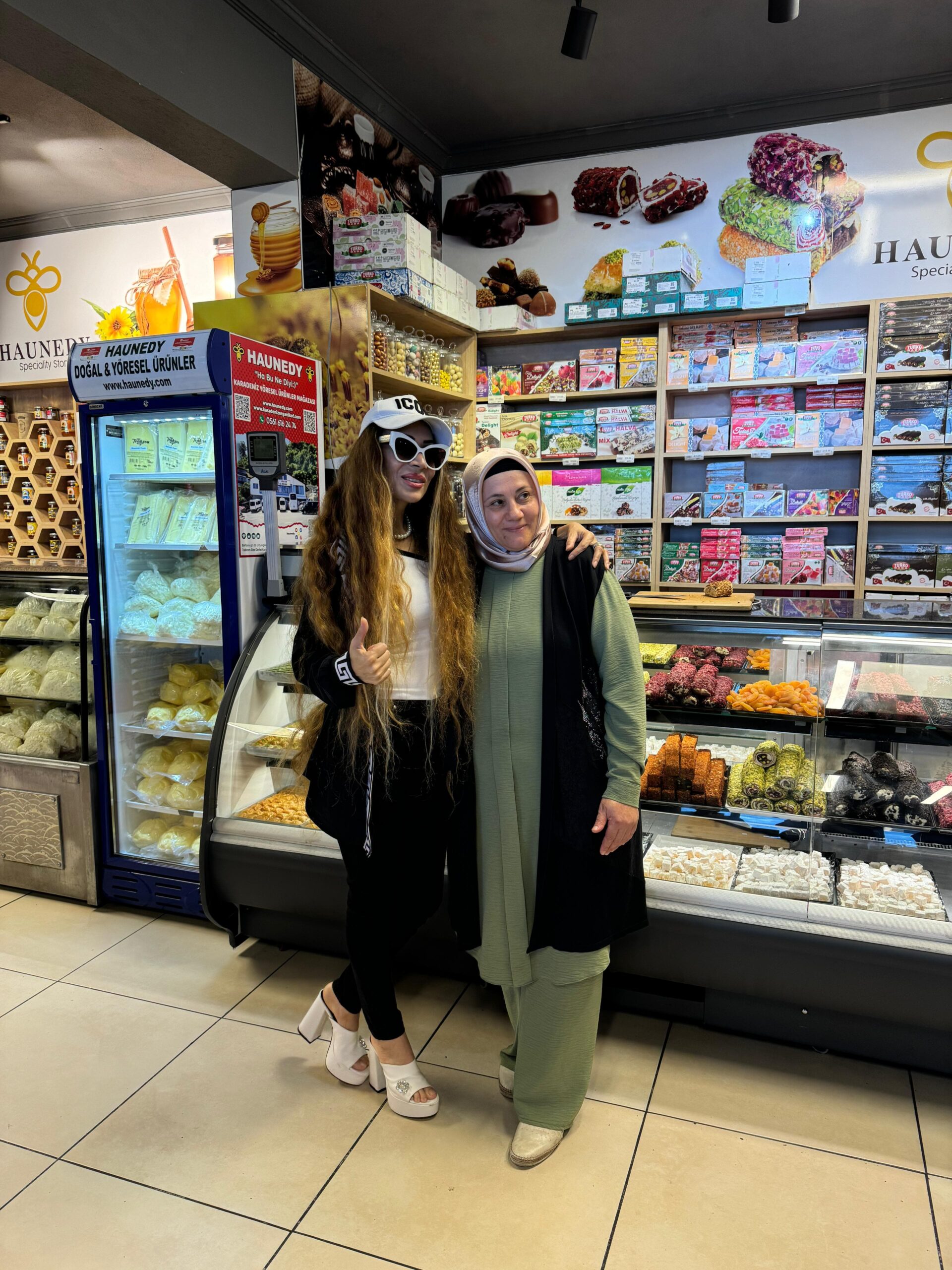 Onur Atmaca, Orhan Aykut ve Mülayim Çimen Haunedy’de Karadeniz Kültürünü Tanıttı