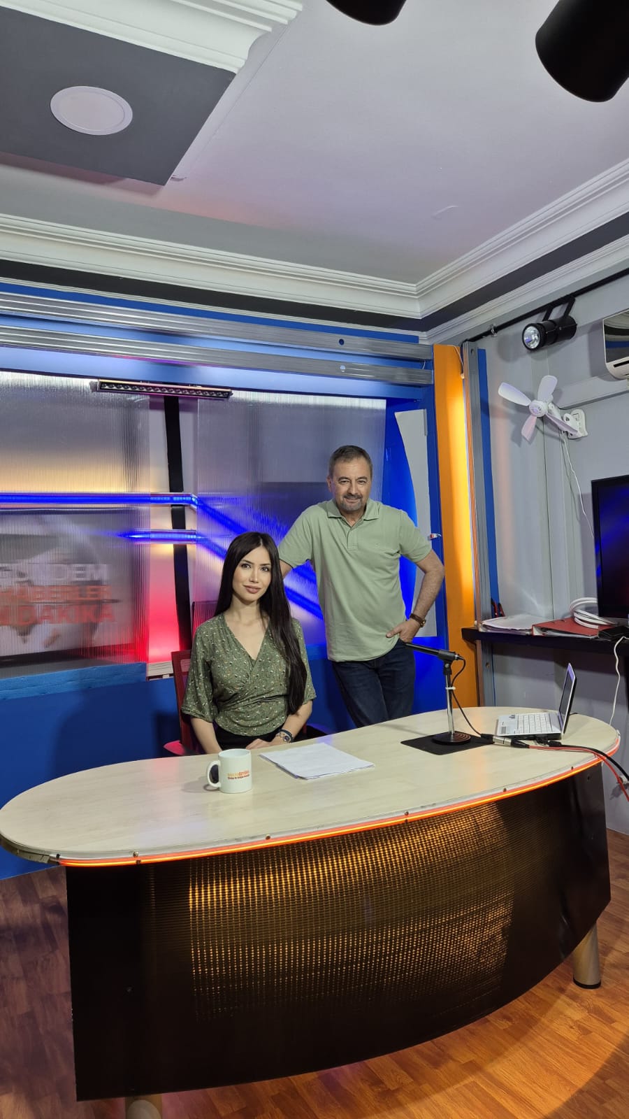 Türkiye’nin İlk Medya Koçu: Hakan Öztürk ile Kişiye Özel Spikerlik Eğitimi