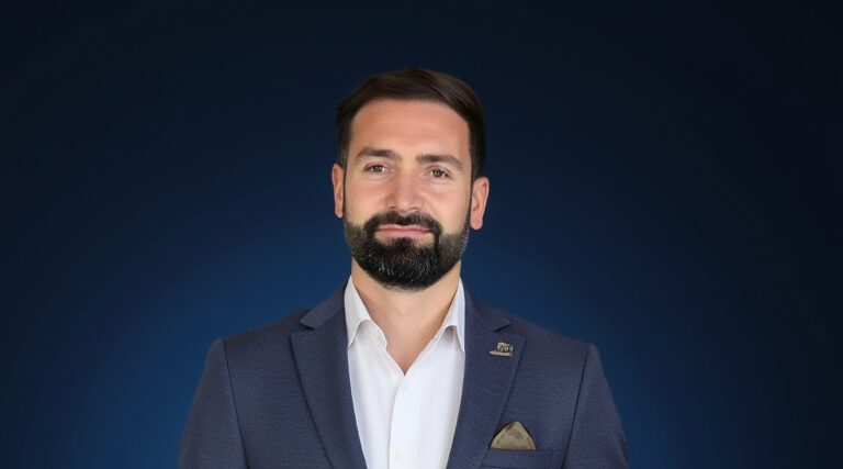 Serkan Dal MCC Koç Mentor – Eğitim Uzmanı – Yazar – Sosyolog: Bilim ve Kadim İlimleri Birleştiren Vizyoner