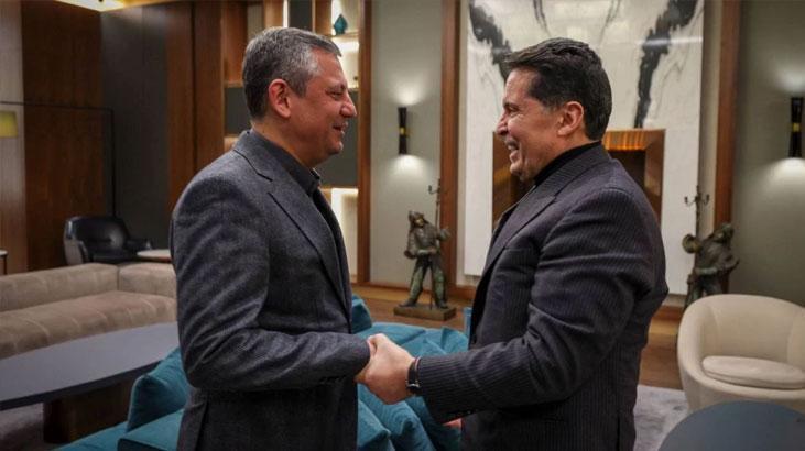 Özgür Özel, Tahliye Edilen Eski Esenyurt Belediye Başkanı Ahmet Özer ile Buluştu